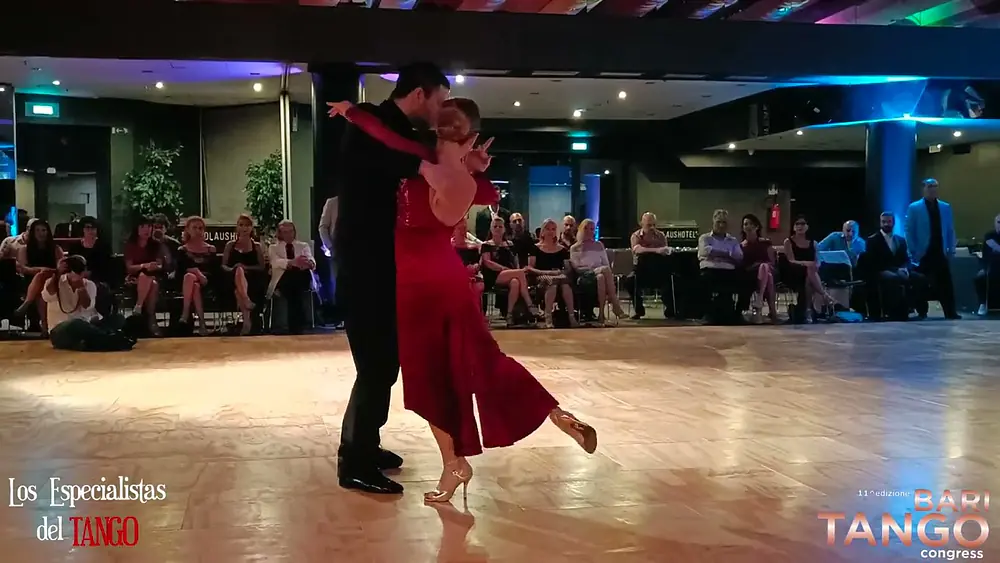 Video thumbnail for Ravena Abdyli y Matteo Antonietti @ Bari Tango Congress 2023_1/3