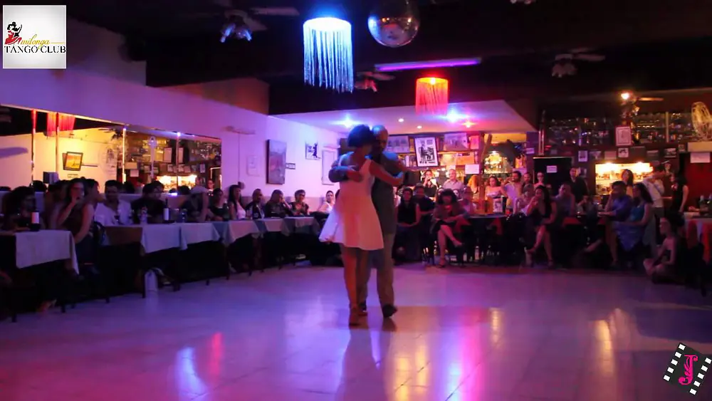 Video thumbnail for GABRIEL DI PRINZIO Y HEBE MARTINEZ en el Tango Club (Tinta Roja - Tango)