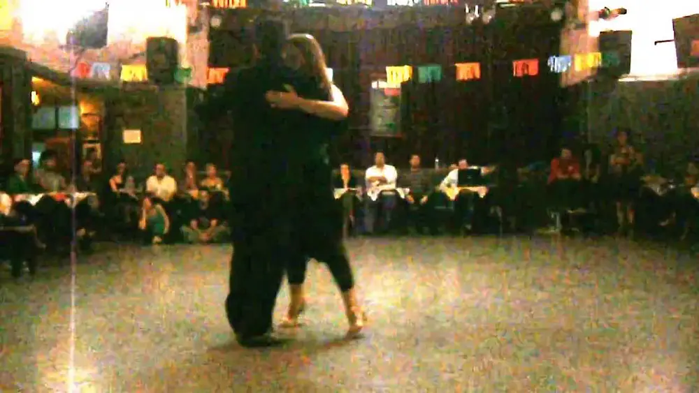 Video thumbnail for Vilma Vega y Fernando Galera en El Motivo Tango 8/4/13