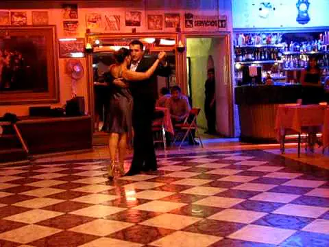 Video thumbnail for Tango Salon, Paulina Cazabon y Jose Luis Gonzalez 1