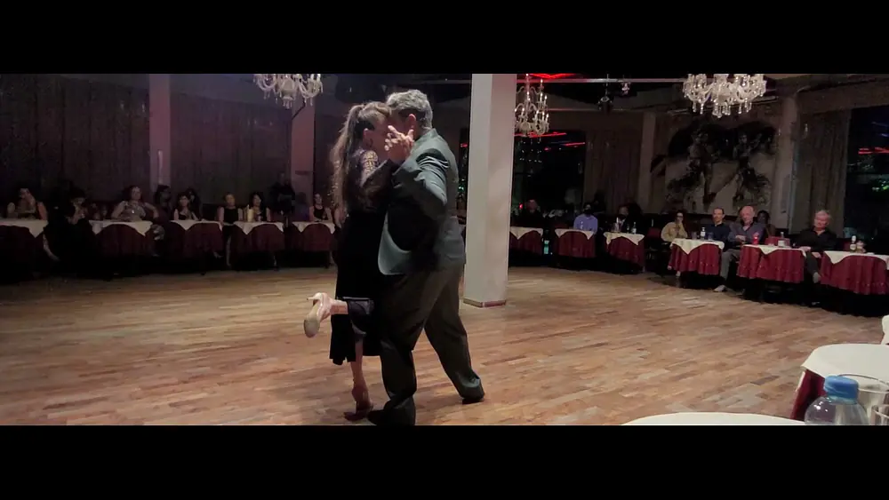 Video thumbnail for Milonga de los Domingos - Andrés Laza Moreno - Eladia Cordoba  2/4