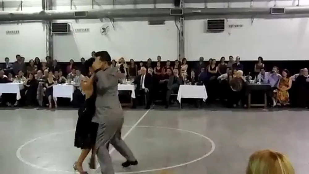 Video thumbnail for Javier Rodriguez & Fatima Vitale en Milonga Malena Sunderland Club 1/4