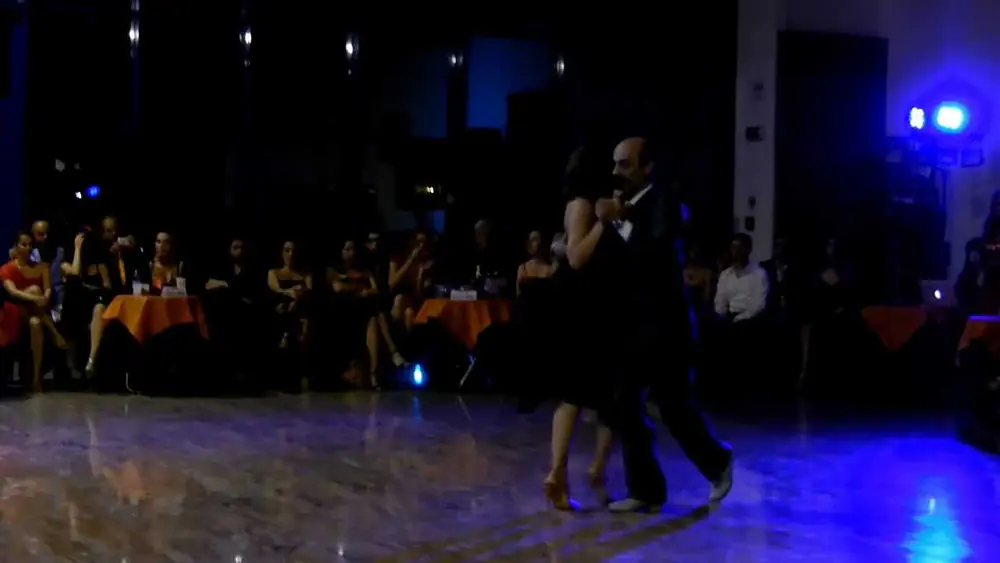 Video thumbnail for MARIA PLAZAOLA E RICARDO VIQUEIRA BARI 02.06.2012 MILONGA