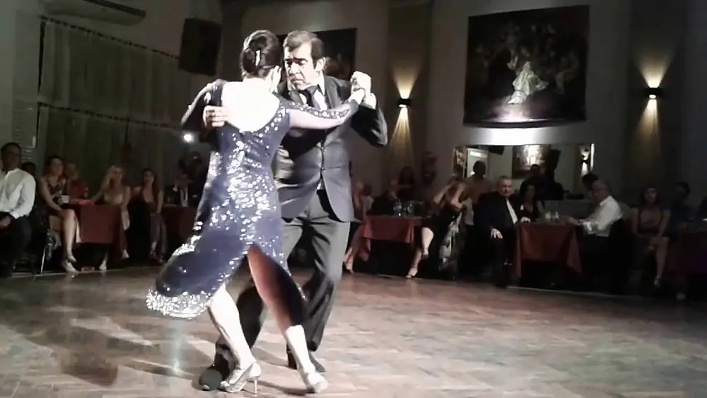 Video thumbnail for Bailaron Stella Baez & Ernesto Balmaceda, en la milonga Canning. Part.3 - 02/12/16