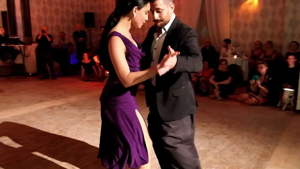 Video thumbnail for TangoSafari Brody 2019 / Anita Escobar & Adrián Luppi 3/4