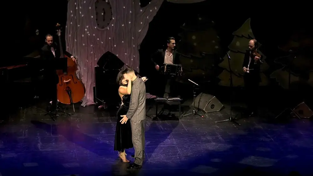 Video thumbnail for "Vals  de Invierno" Solo Tango Orquesta, Dmitry Krupnov & Maria Orlova