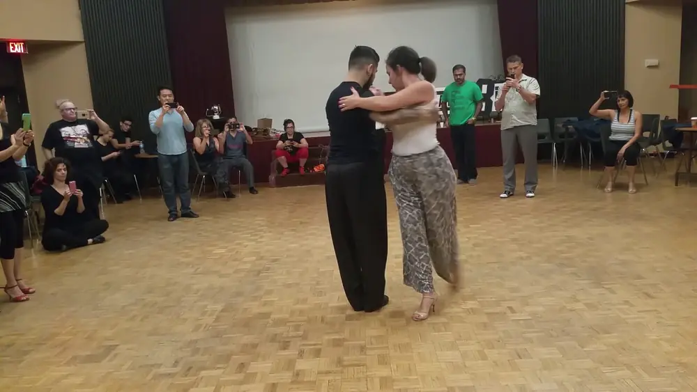 Video thumbnail for Argentine Tango Workshop: Virginia Pandolfi & Jonathan Aguero - circular techniques