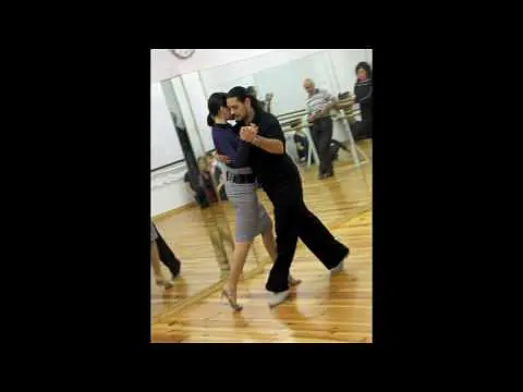 Video thumbnail for WEEK-END MILONGUERO : LA PASIONARIA 22/23/24 January 2010 - Perform by Adrian & Amanda COSTA.