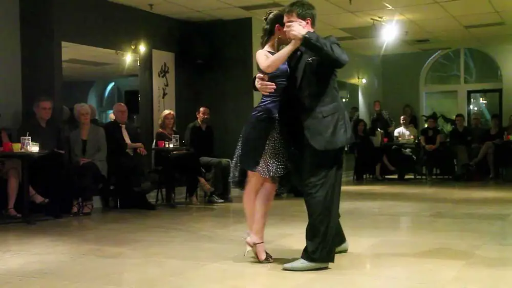 Video thumbnail for Hernan Prieto et Daniela Roig, "Santa milongita", (tango), (3de3).