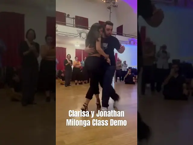 Video thumbnail for Clarisa Aragón y Jonathan Saavedra | Varon by Lomuto | Milonga Class Demo #clarisayjonathan  #shorts
