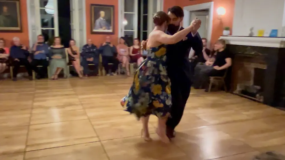 Video thumbnail for Maja Petrović  & Marko Miljević  - "Saca chispas", De Caro - 4/4 (Milonga)