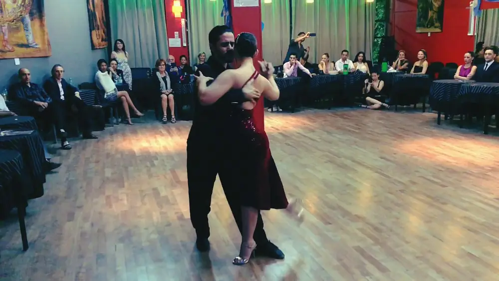 Video thumbnail for Alejandro Beron & Ezgi Ömüriş, Milonga Porteño y Bailarin