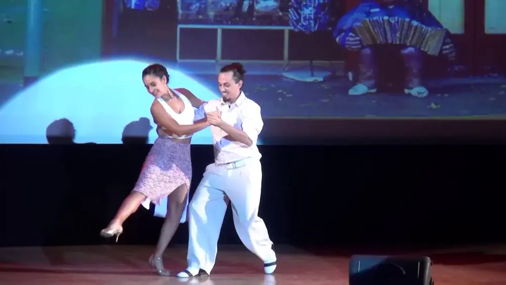Video thumbnail for Bailkal Tango Festival - DNI Tango Company - Juan Alba y Mariana Soler - milonga