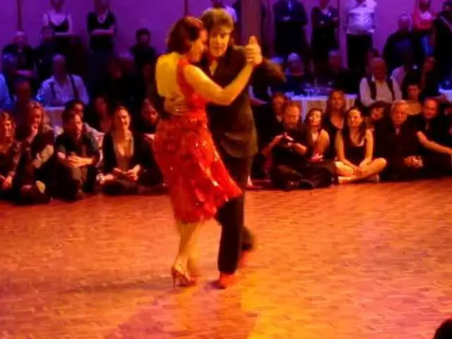 Video thumbnail for 2013.04.01 Julio Balmaceda & Corina de la Rosa (2/3)