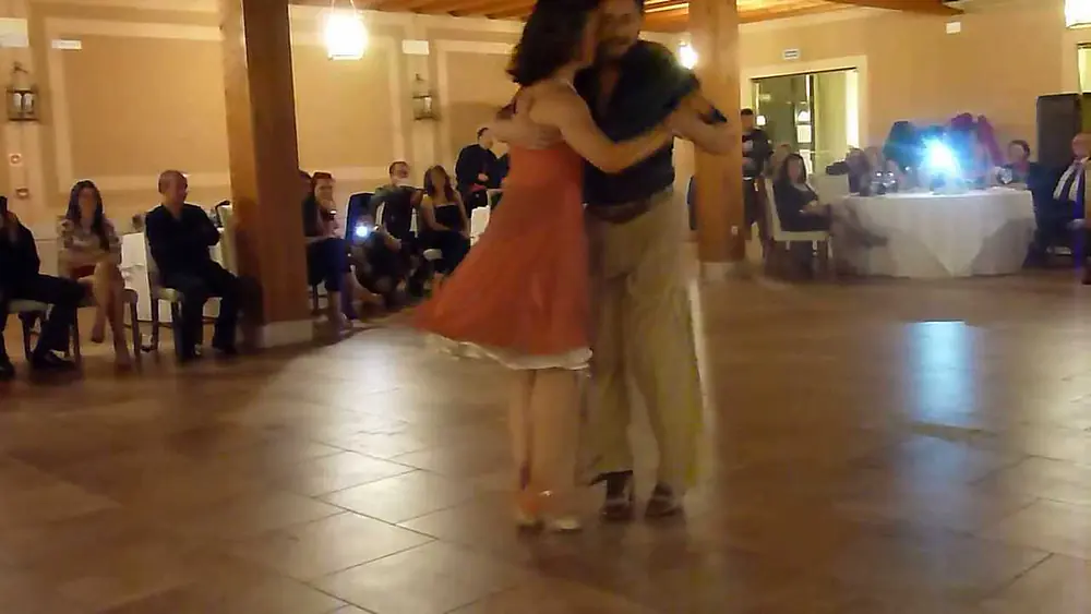 Video thumbnail for Paula Villarroel y Adrián Luppi -milonga