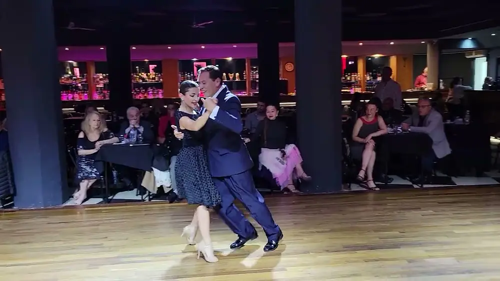 Video thumbnail for Julieta Cappiello & Alvaro Salas en Milonga Malena "COMO NINGUNA" (4/4)
