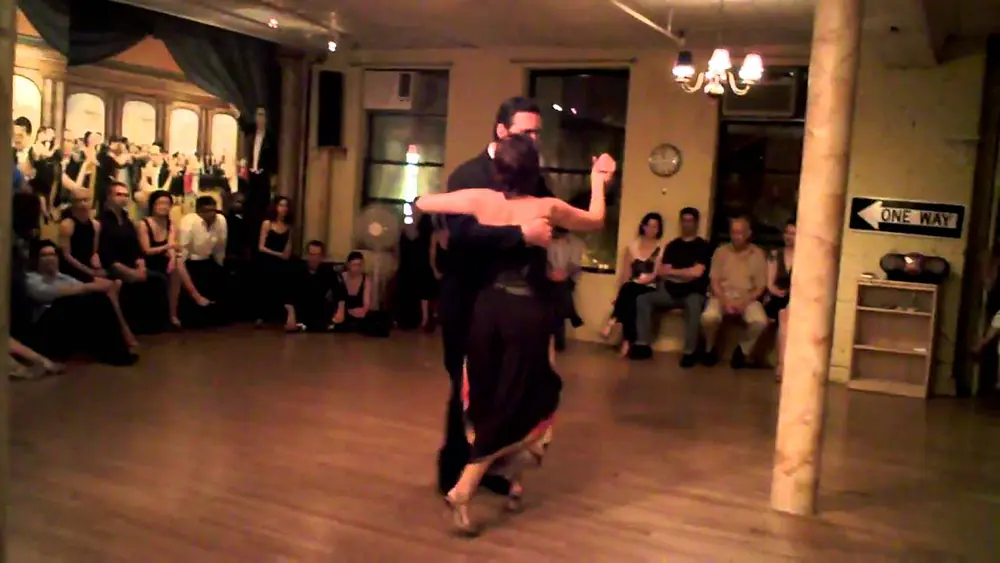 Video thumbnail for Maria Olivera & Gustavo Benzecry Saba: Argentine Tango - Araca la Cana