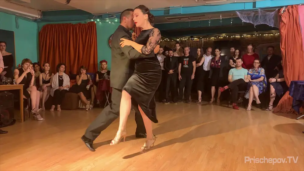 Video thumbnail for Jorge Pahl & Olga Dunaeva, Héctor Varela - Fueron Tres Años, Milonga Pof Pof, 2019