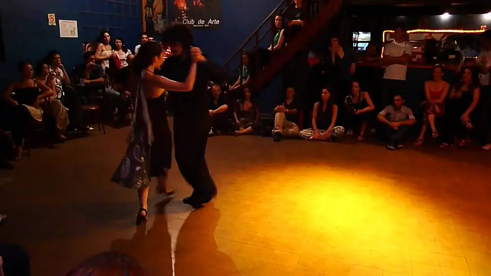 Video thumbnail for Federico Naveira & Inés Muzzopappa -  (2/4) El Yeite Tango Club in HD!