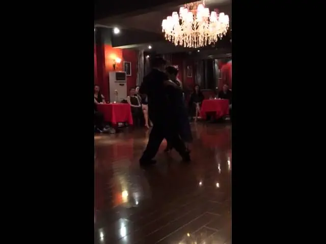 Video thumbnail for Hiroshi y Kyoko Yamao 4th dance at Shanghai TangoGo.
