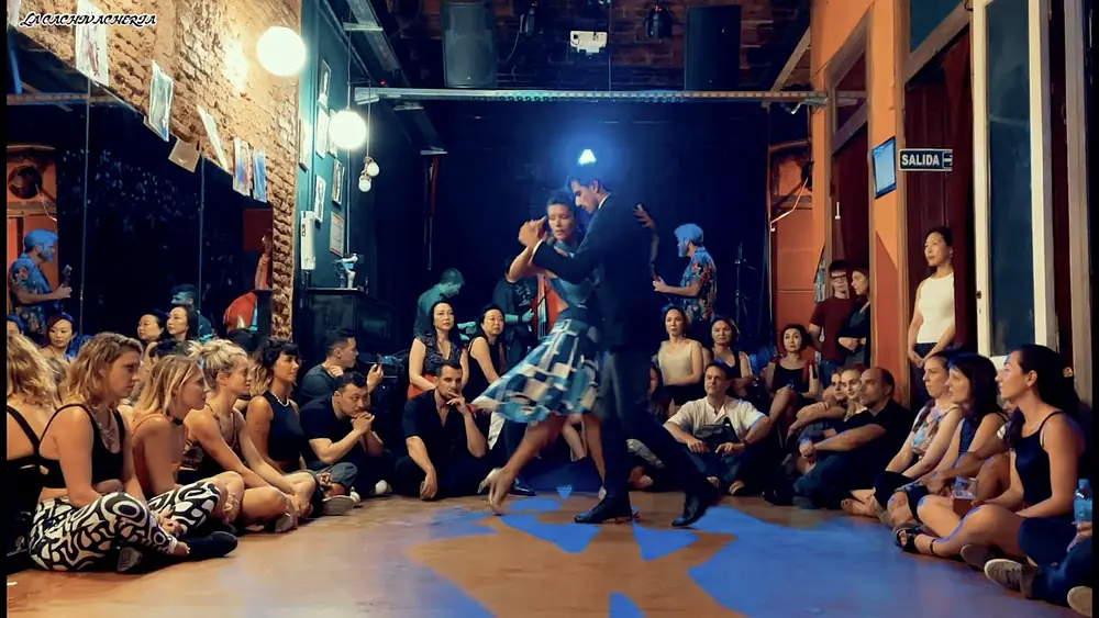 Video thumbnail for Pedro Farias & Pau Pandol - Show con El Cachivache - Tango Todo en La Cachivacheria Milonga