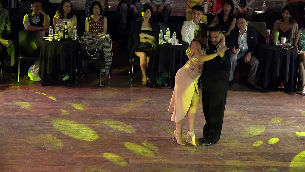 Video thumbnail for 2019 XVII Taipei Tango Festival - Jonatan Agüero y Virginia Pandolfi 3/4 "Que Dios te ayude"