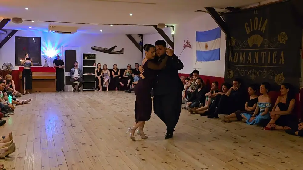 Video thumbnail for Cynthia Palacios y Sebastián Bolivar 3/5 - La Gioia