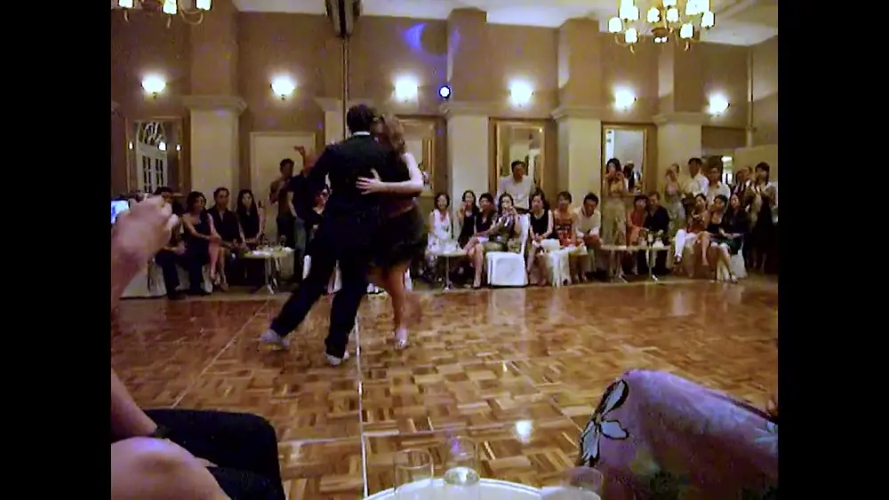 Video thumbnail for Pablo Rodriguez & Noelia Hurtado 3/4 - Campo Afuera (Rodolfo Biagi) Milonga - 2008 Hong Kong