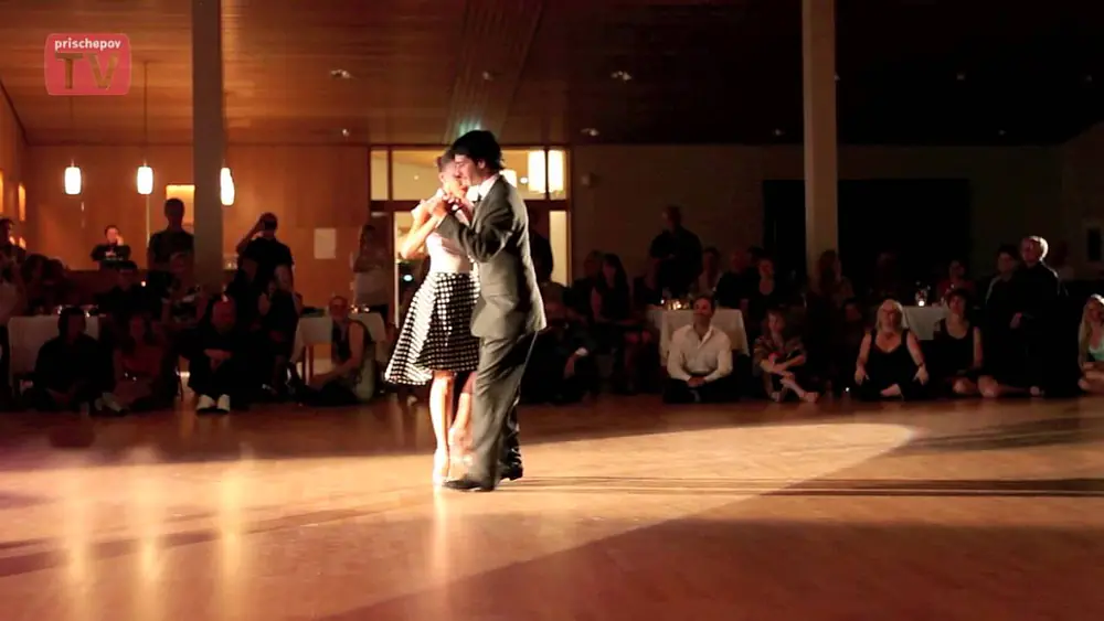 Video thumbnail for Javier Rodriguez & Andrea Missé 4-2, Tangocamp Sweden 2011 - Hotel Tylösand http://prischepov.ru