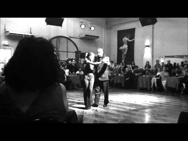 Video thumbnail for Demo Tango Mariana Flores y Eduardo Cappussi Salon Canning 10 April 2012