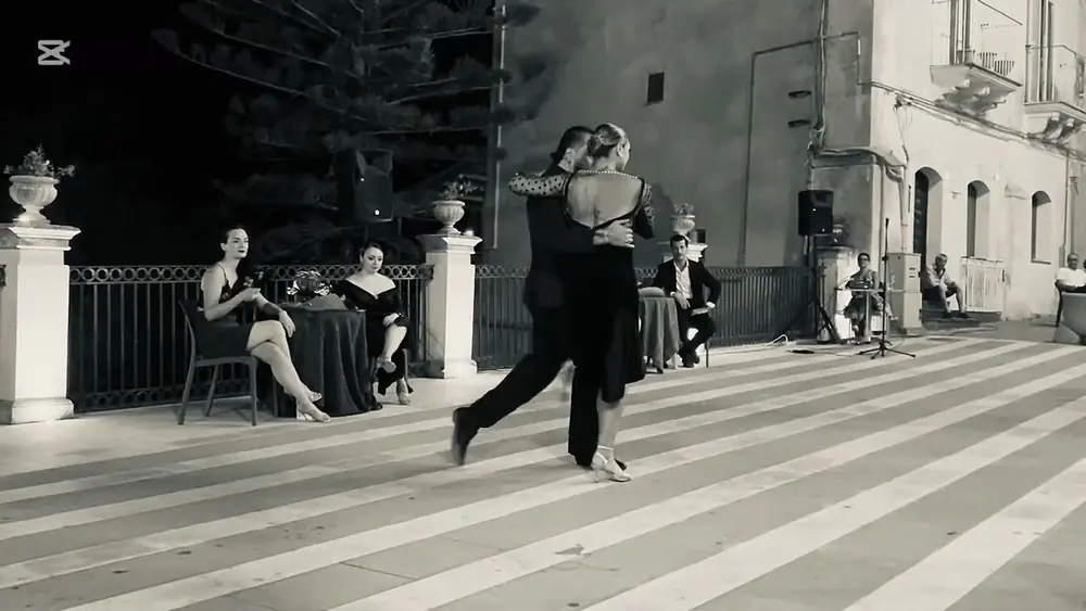 Video thumbnail for Rino Fraina y Graziella Pulvirenti  -  "Bernabè La Fiera "  -  Orquesta Francisco Canaro