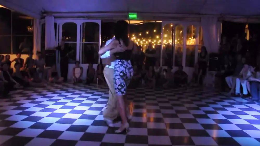 Video thumbnail for Rodrigo Fonti y Majo Martirena en La Bicicleta Milonga 4