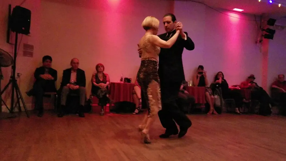 Video thumbnail for Argentine tango: Analia Carreno and Luis Ramirez - Esta Noche de Luna