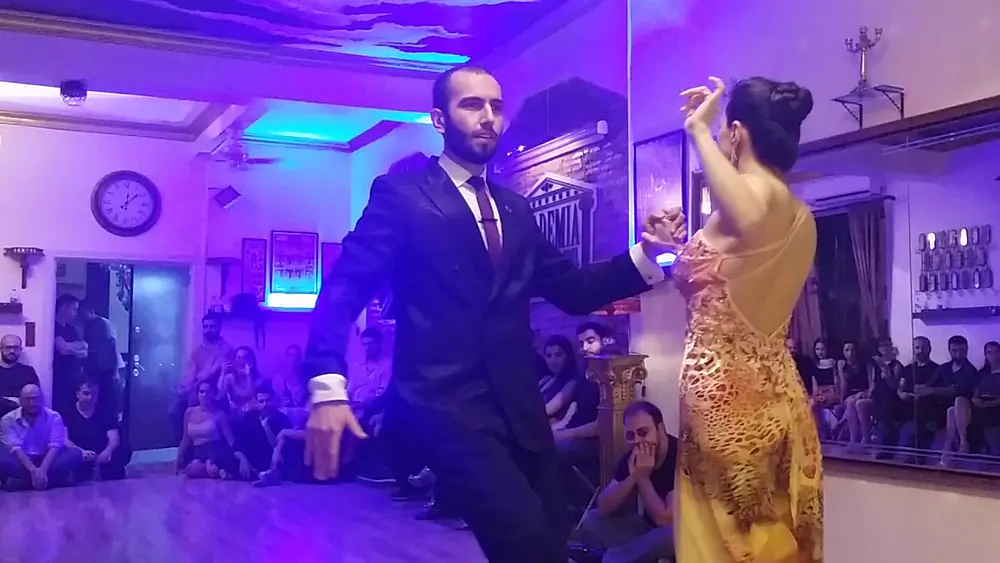 Video thumbnail for Gözde Nur Yüceer & Kadir Yüceer - 2 - Para Bailar