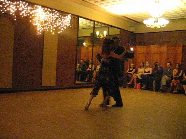 Video thumbnail for ANGELES CHANAHA & HERNAN BRIZUELA AT LA MILONGA ROSA