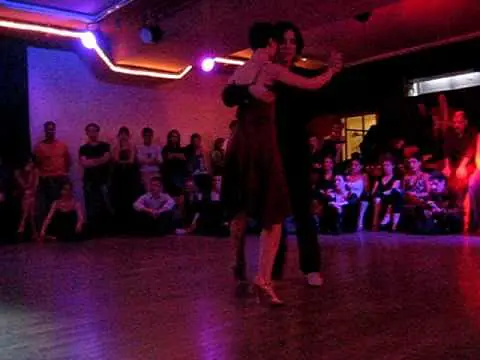 Video thumbnail for Dominic Bridge & Veronica Toumanova 'Comparsa Criolla' - El Colectivo, Paris (2/4)