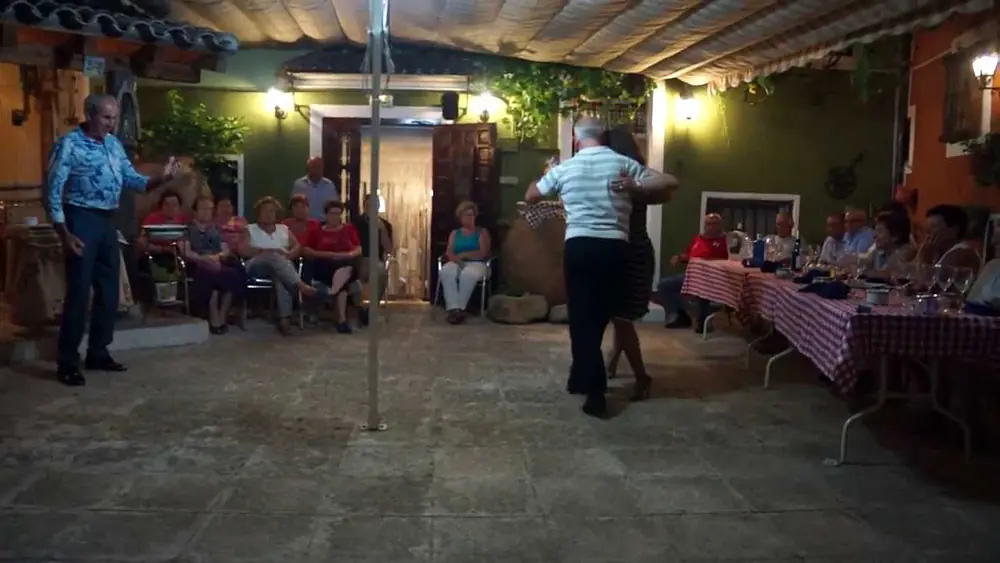 Video thumbnail for Francisco Saura - "En esta Tarde Gris" Julio Robles - Juana García y Marta Galindo