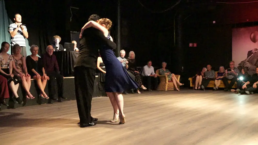 Video thumbnail for Sara Westin & Juan Pablo Canavire ( Gime el viento - Anibal Troilo - Fiorentino ) 1