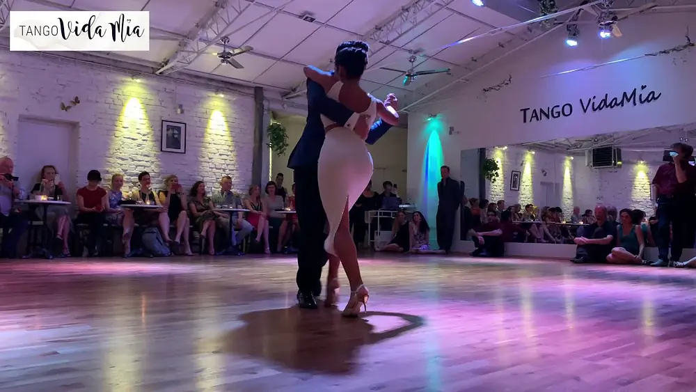 Video thumbnail for Clarisa Aragón & Jonathan Saavedra- Festivalito de Verano 2019-Tango VidaMia Köln Germany (2/4)