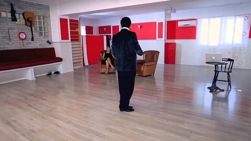 Video thumbnail for Sebastian Arce & Mariana Montes Lesson nr. 132