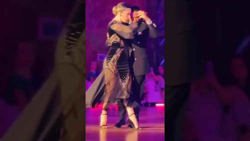 Video thumbnail for Carla Rossi y José Luis Salvo - Navegante, Di Sarli - 2024 - Follow @tangoexpo  #tango