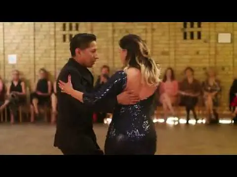 Video thumbnail for Raúl Choque and Julieta Qüesta, Milonga