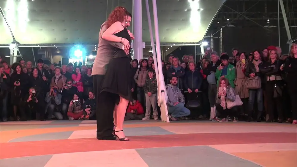 Video thumbnail for STREET TANGO ® MILONGA EXPO 2015 - ESIBIZIONE ALEJANDRO ANGELICA Y ORNELLA SOLAR