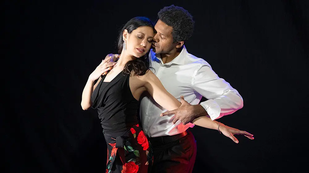 Video thumbnail for Silvina Tse y Julio Alvarez: Tzigane Tango (Astor Piazzolla) 4K Video