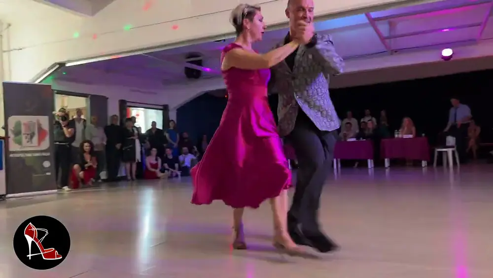 Video thumbnail for Paola Pinessi y Alberto Bersini 2/2 - Miedo (vals) @ Italian tango cup 2024
