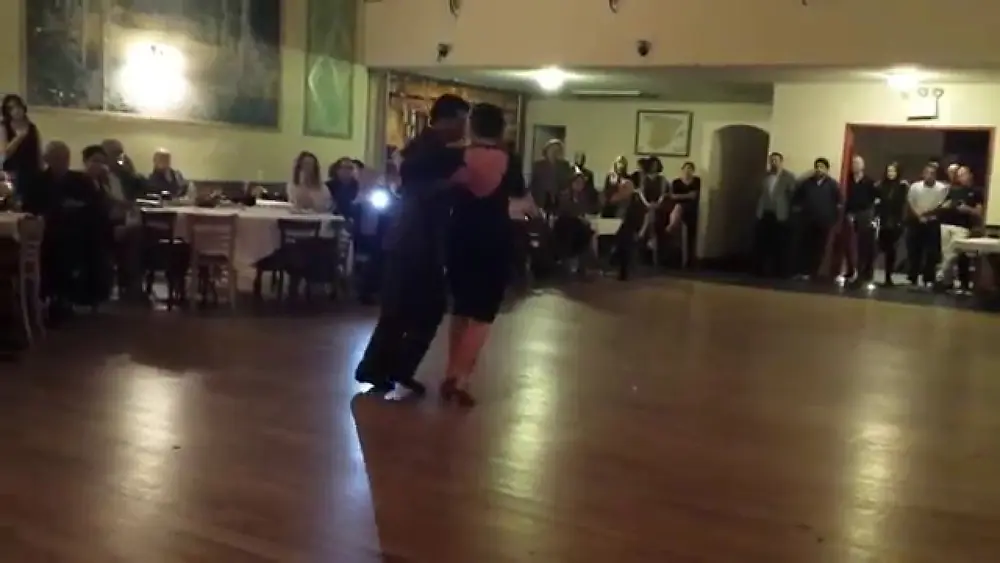 Video thumbnail for Argentine tango: Facundo de la Cruz & Paola Sanz - El Olivo