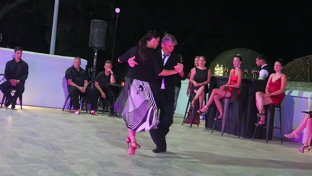 Video thumbnail for Romina Godoy & Milton Homann at Samos Tango Festival 2023, Aigiannakis Theater, Vathy , Kreikka 1