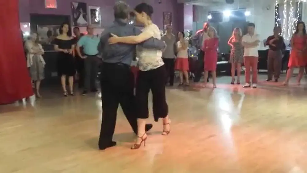 Video thumbnail for Argentine Tango:Jorge Torres - quebrada