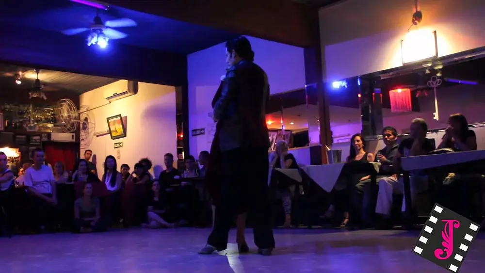 Video thumbnail for SOL CERQUIDES Y FERNANDO GRACIA en TANGO CLUB MILONGA 03