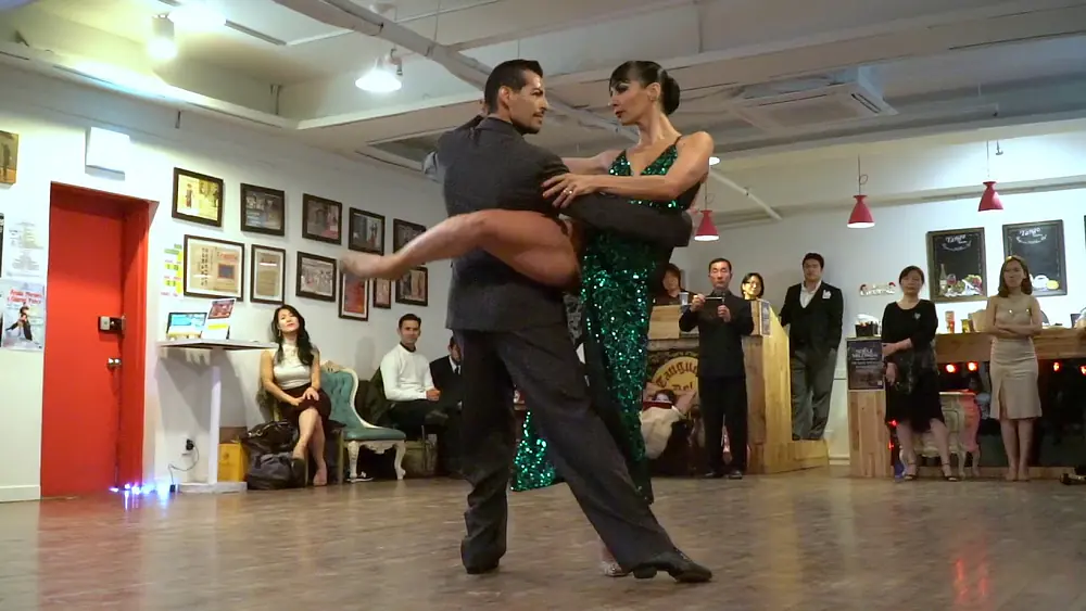 Video thumbnail for [ Tango ] 2017.12.24 - Gabriel Ponce & Analia Morales - Show No.3